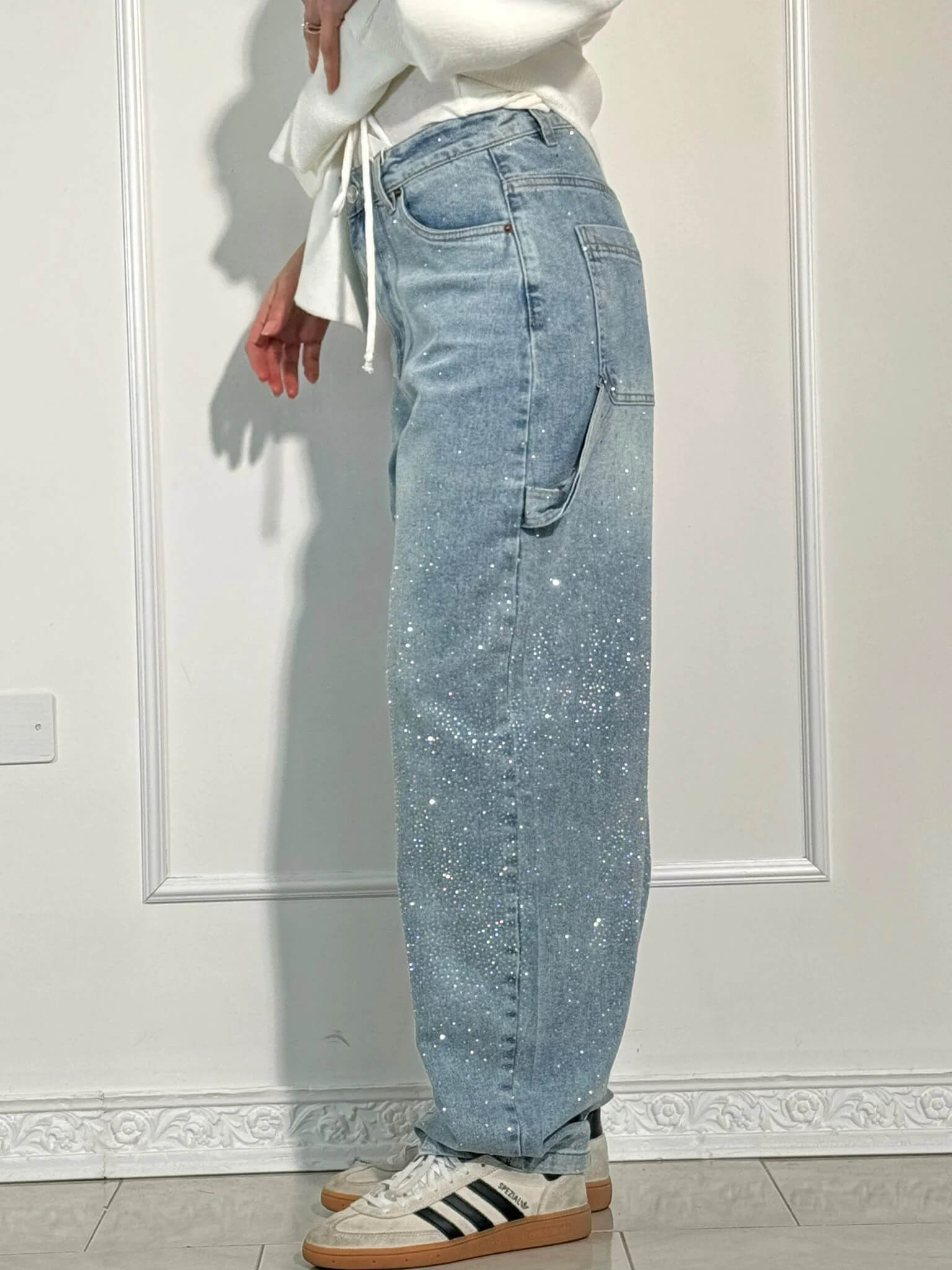 Baggy Jeans for Women | Comfortable Wide-Leg Denim | Casual Everyday Wear | Available in Multiple Sizes