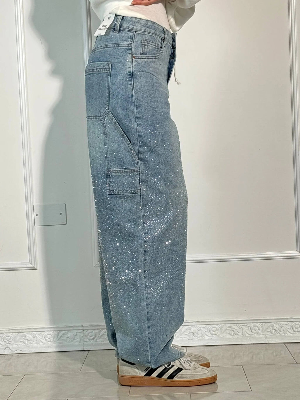 Baggy Jeans for Women | Comfortable Wide-Leg Denim | Casual Everyday Wear | Available in Multiple Sizes
