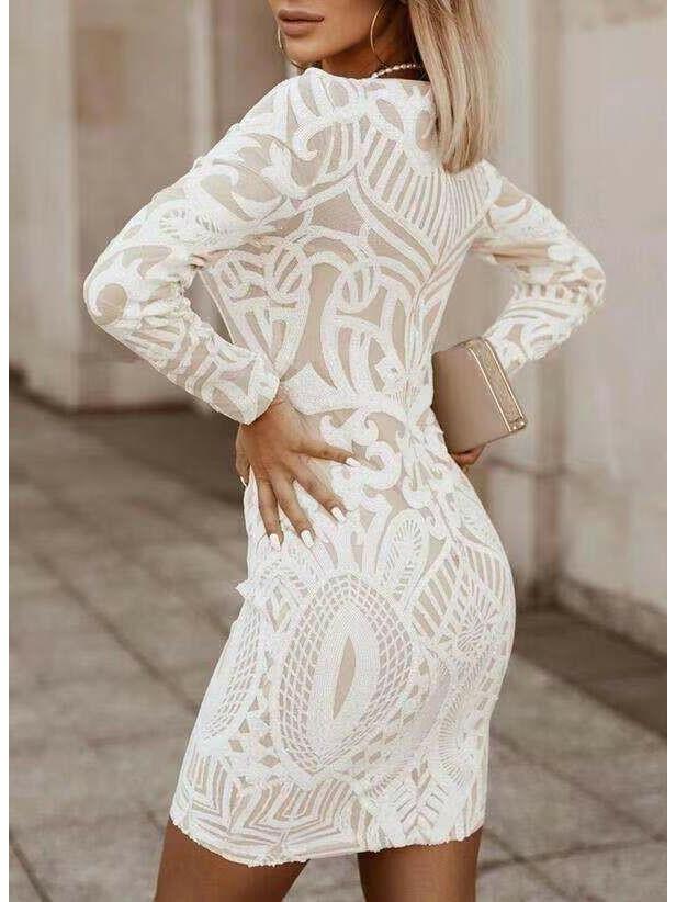 Bodycon Dress - Chic Stretch Fabric - Elegant Evening Wear - Perfect for Parties and Special Occasions