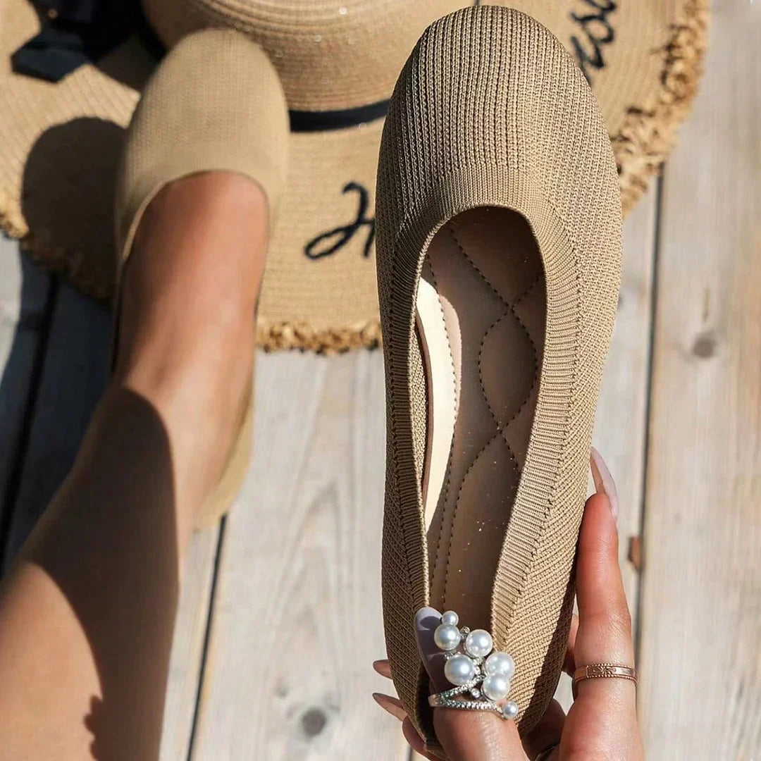 Breathable Slip-On Sneakers with Non-Slip Sole for Casual Wear