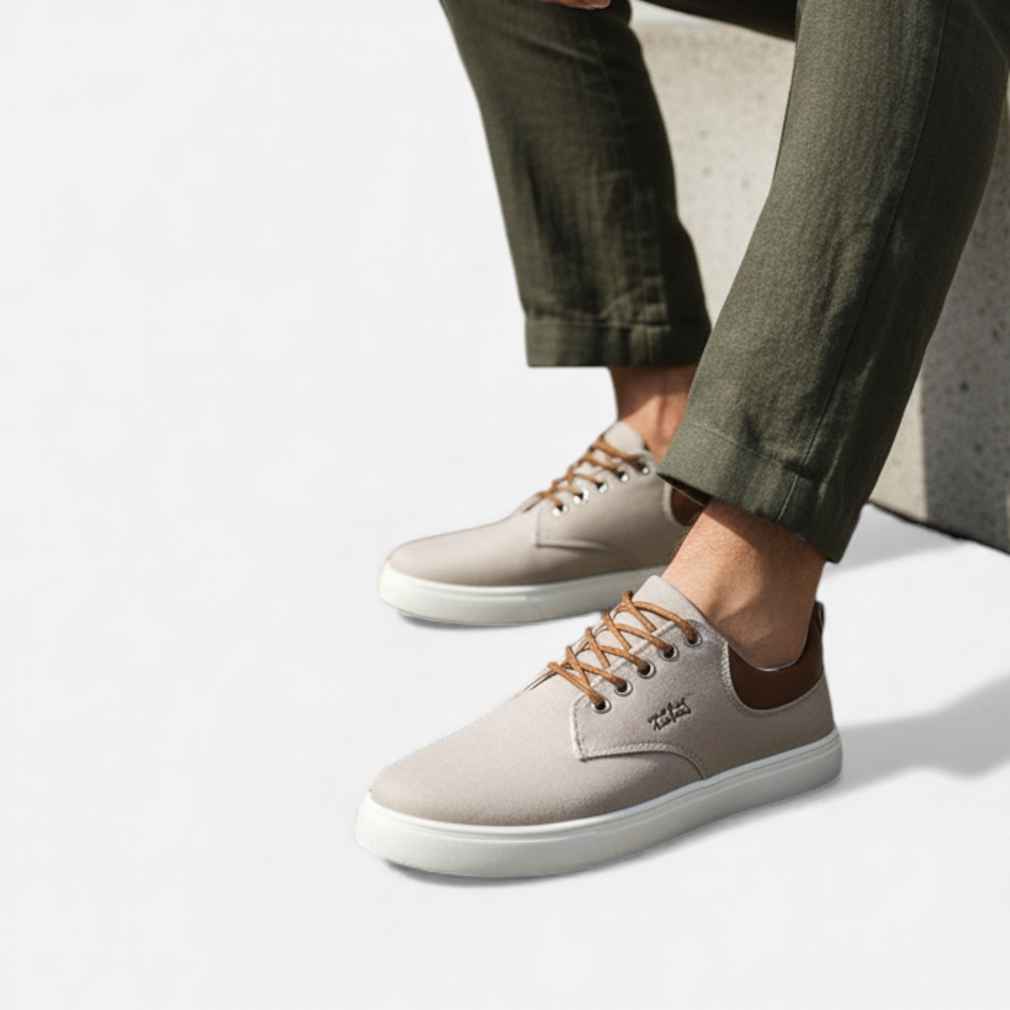 Classic Canvas Sneakers – Vulcanized Lace-Up Shoes for Everyday Wear