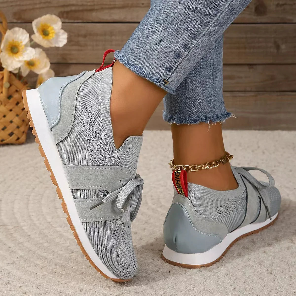 Comfortable Walking Sneakers for Everyday Use - Lightweight Breathable Design, Casual Style