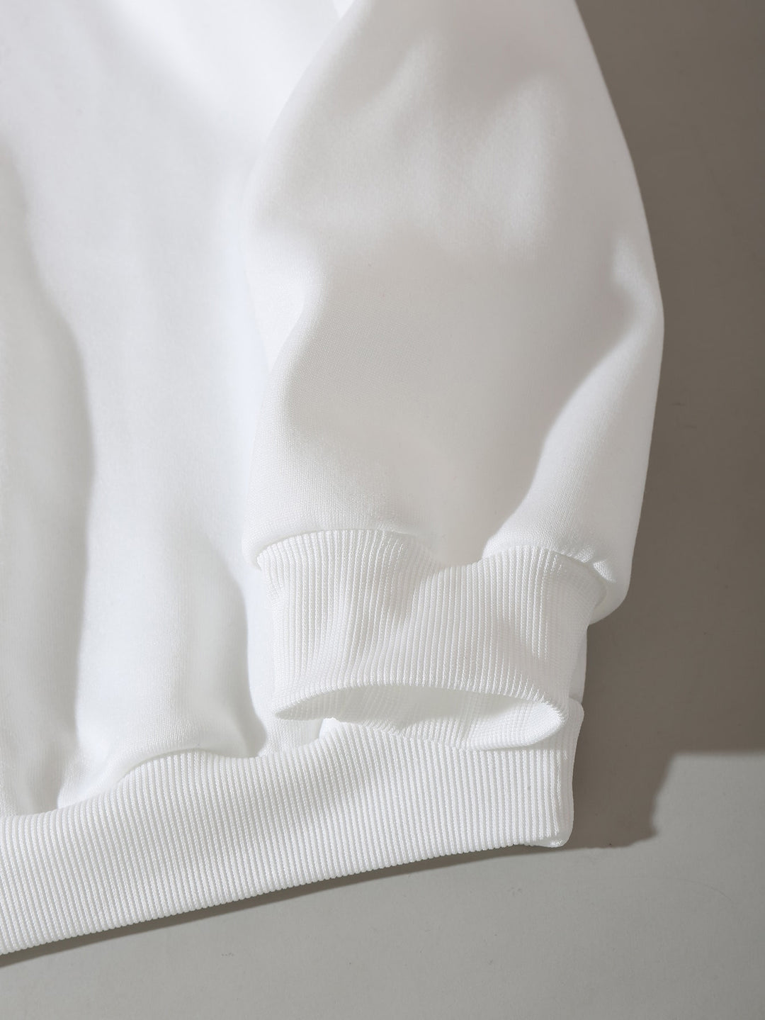 Men's Relaxed Fit Long Sleeve Casual Shirt - Comfortable Cotton Blend for Everyday Wear