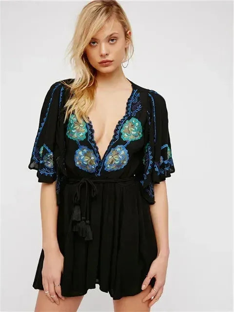 Mini Flame Tabletop Fire Pit - Portable Outdoor Decor with Fioretta Design - Ideal for Patios and Backyards