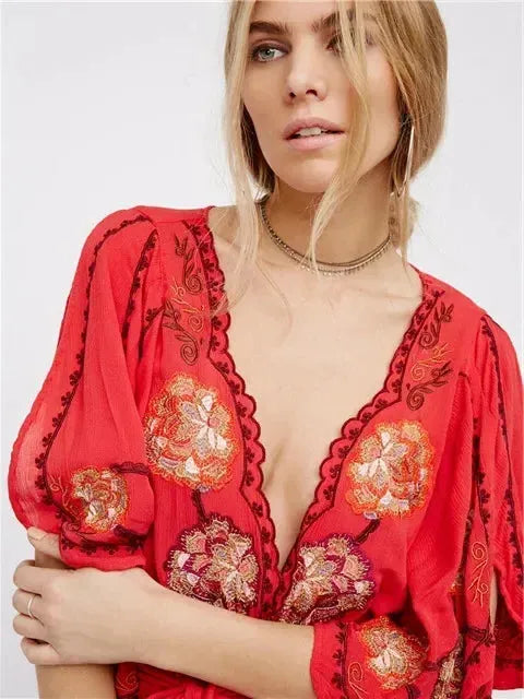 Mini Flame Tabletop Fire Pit - Portable Outdoor Decor with Fioretta Design - Ideal for Patios and Backyards