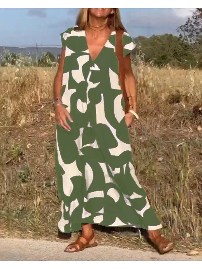 Relaxed Abstract Print Dress in Soft Fabric for Casual Wear