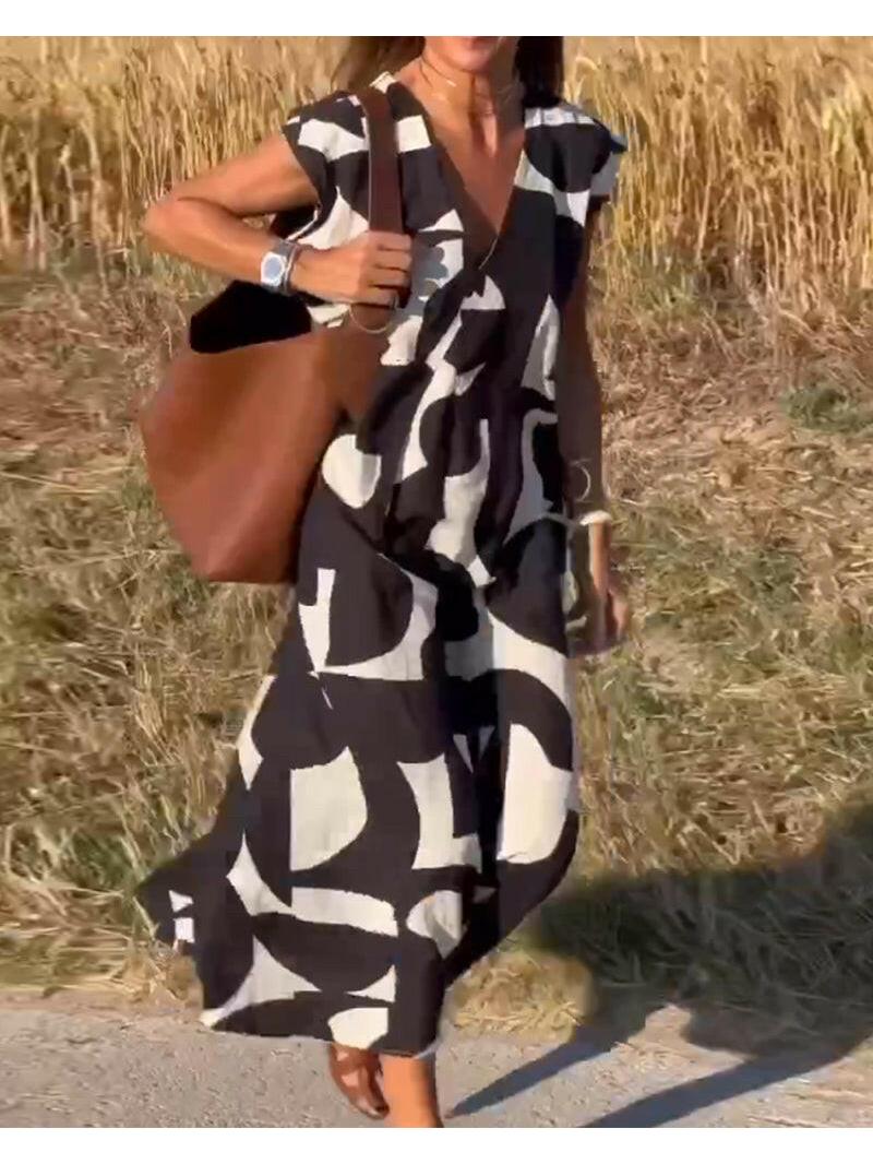 Relaxed Abstract Print Dress in Soft Fabric for Casual Wear