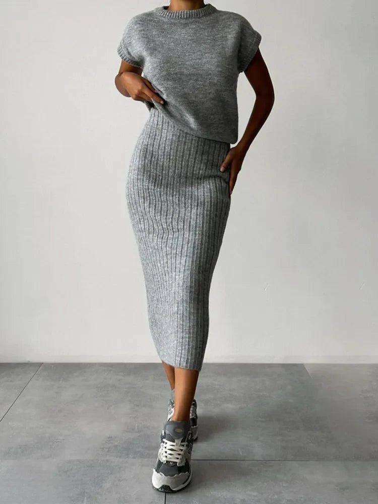 Ribbed Sleeveless Coastal Set - Lightweight Knit for Summer Outings and Casual Wear