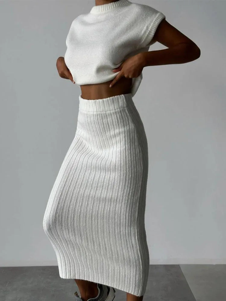 Ribbed Sleeveless Coastal Set - Lightweight Knit for Summer Outings and Casual Wear