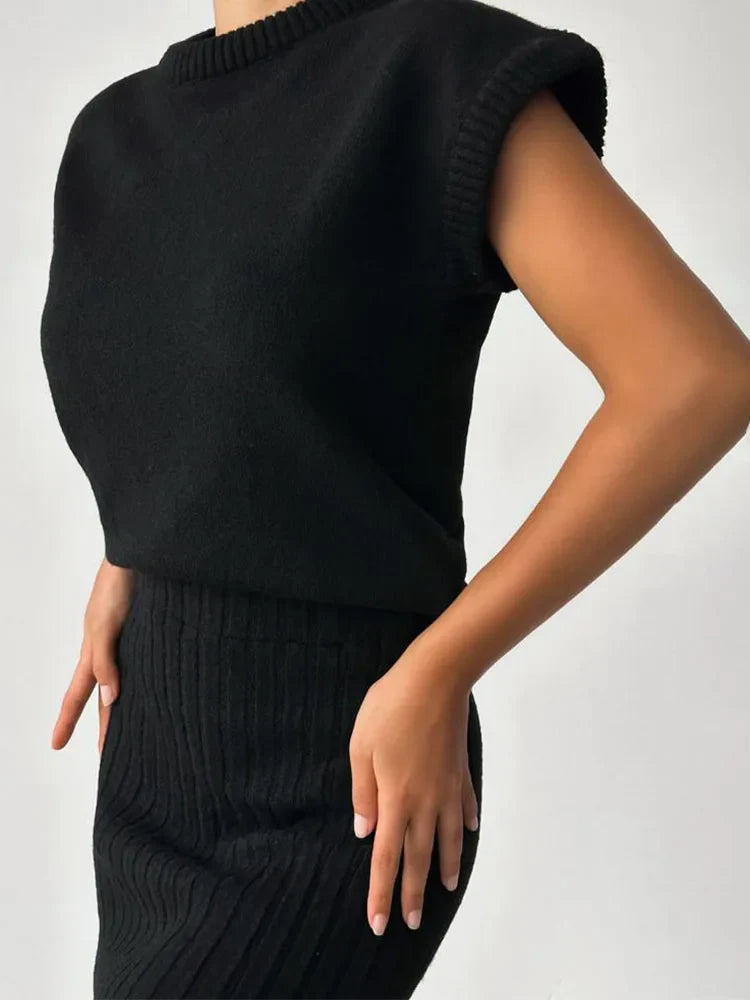 Ribbed Sleeveless Coastal Set - Lightweight Knit for Summer Outings and Casual Wear