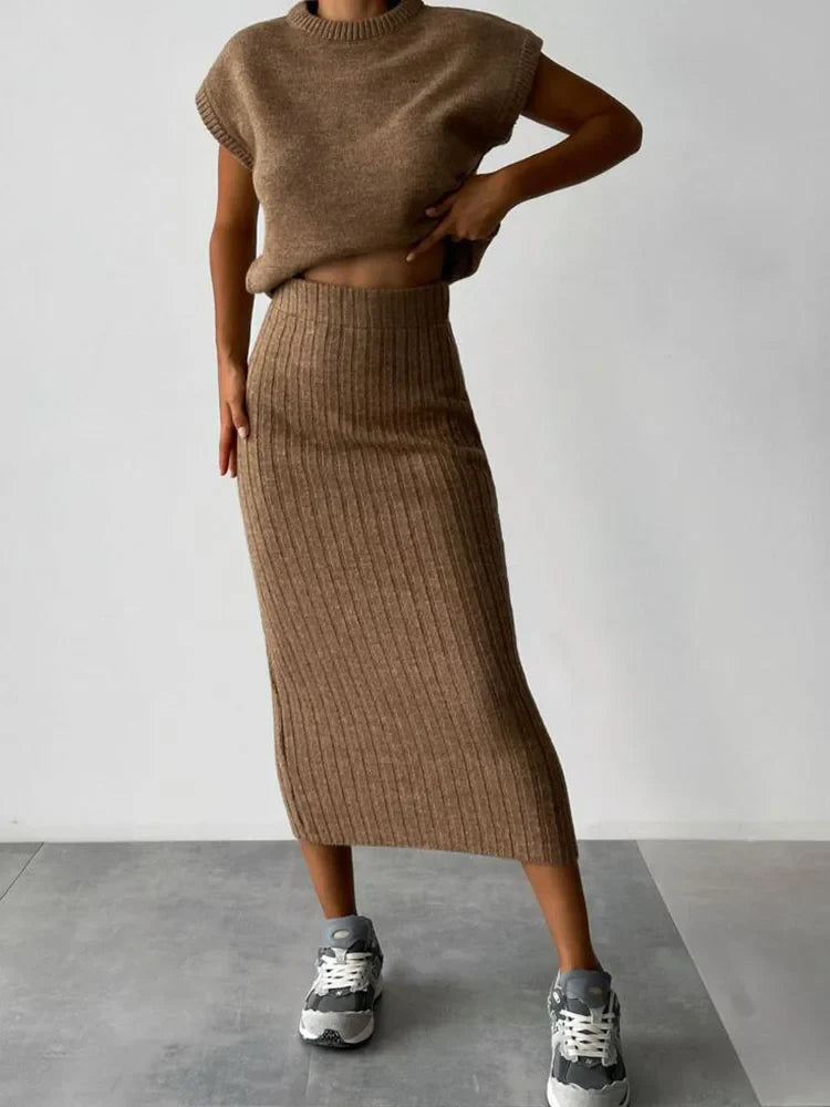 Ribbed Sleeveless Coastal Set - Lightweight Knit for Summer Outings and Casual Wear