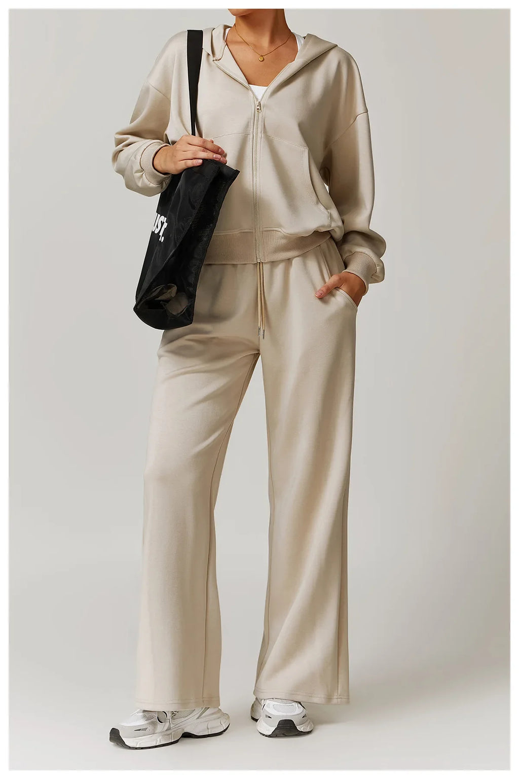 Seamless Athletic Set for Everyday Wear | Comfortable Stretch Fabric | Active Lifestyle Apparel | Women's Fitness Outfit