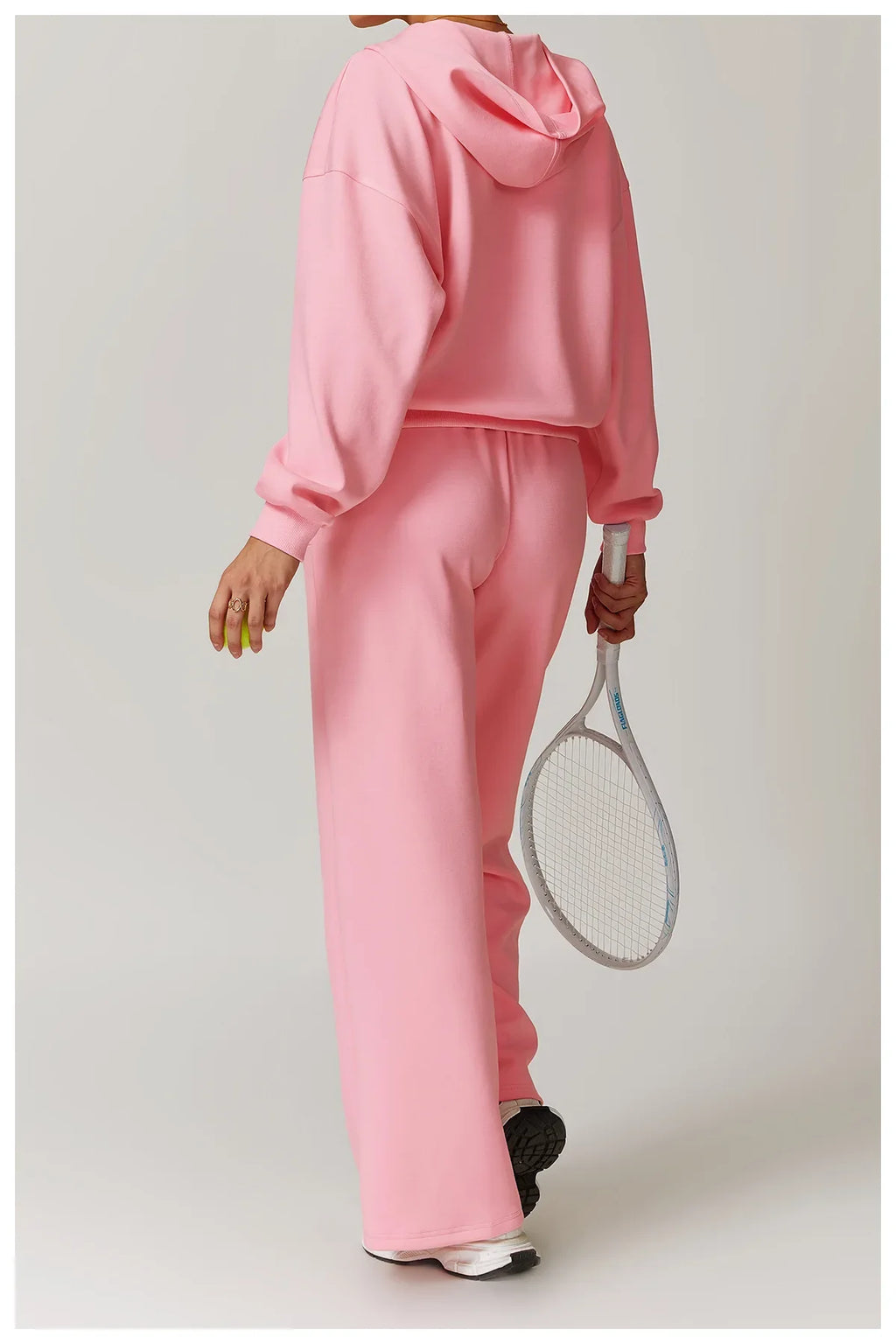 Seamless Athletic Set for Everyday Wear | Comfortable Stretch Fabric | Active Lifestyle Apparel | Women's Fitness Outfit