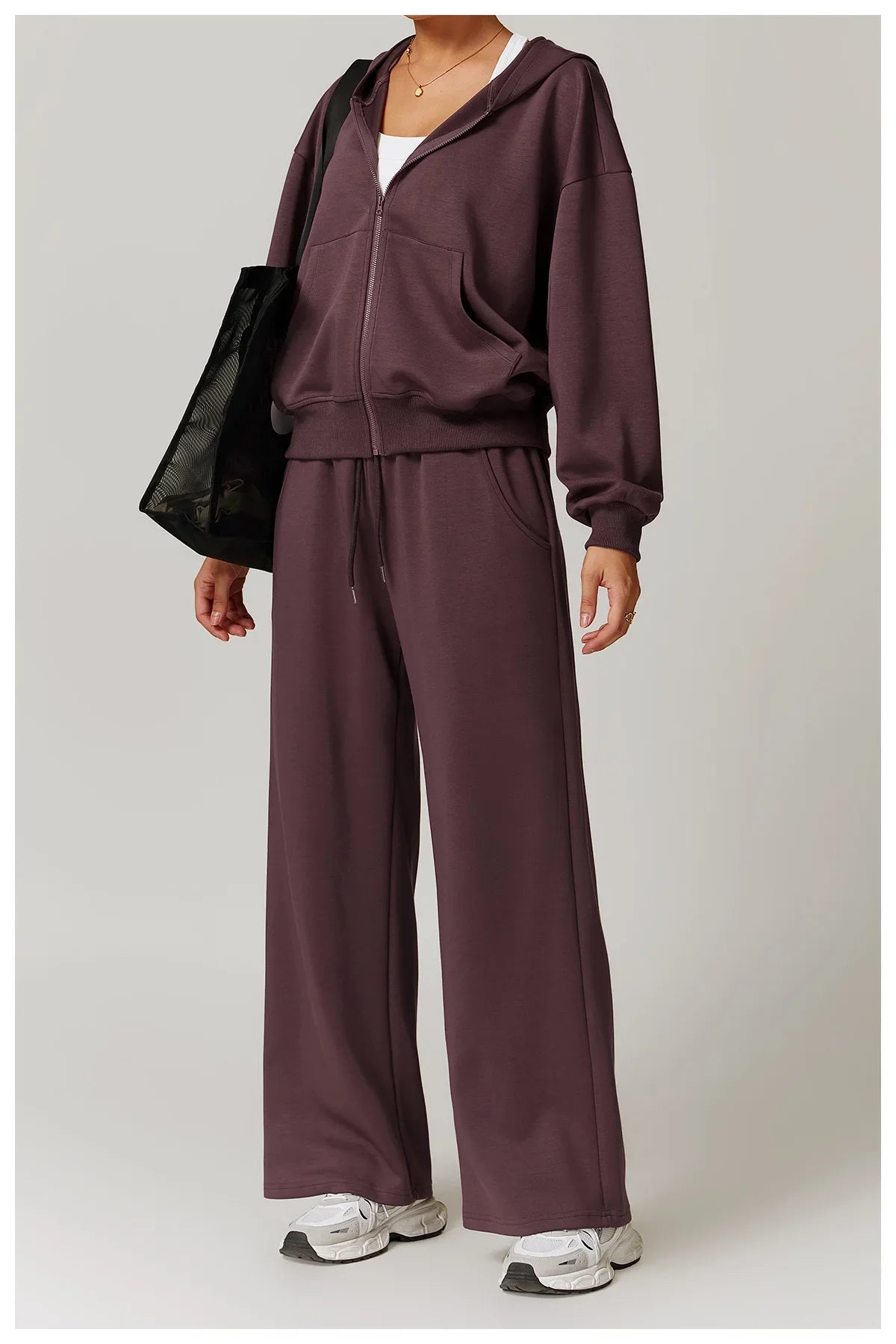 Seamless Athletic Set for Everyday Wear | Comfortable Stretch Fabric | Active Lifestyle Apparel | Women's Fitness Outfit