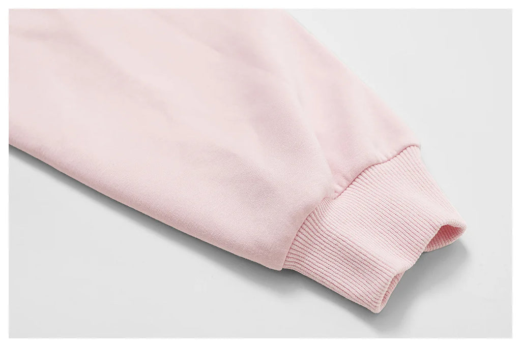 Seamless Athletic Set for Everyday Wear | Comfortable Stretch Fabric | Active Lifestyle Apparel | Women's Fitness Outfit