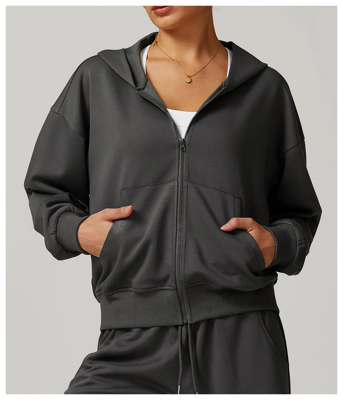 Seamless Athletic Set for Everyday Wear | Comfortable Stretch Fabric | Active Lifestyle Apparel | Women's Fitness Outfit