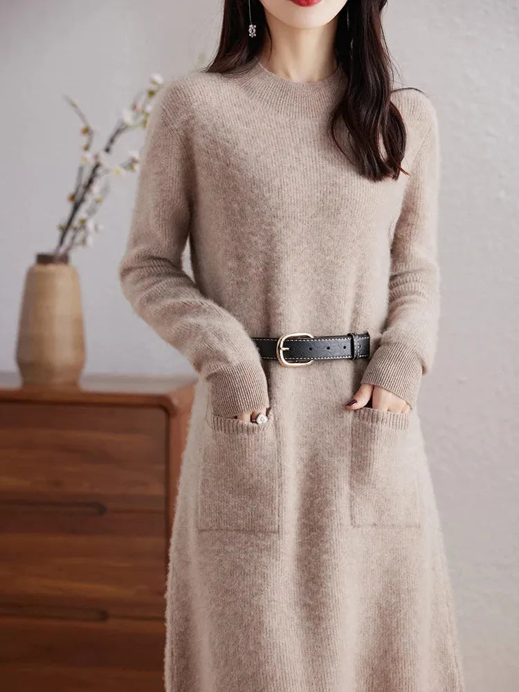 Winter Midi Dress - Luxe Fabric - Elegant Design - Perfect for Parties and Events