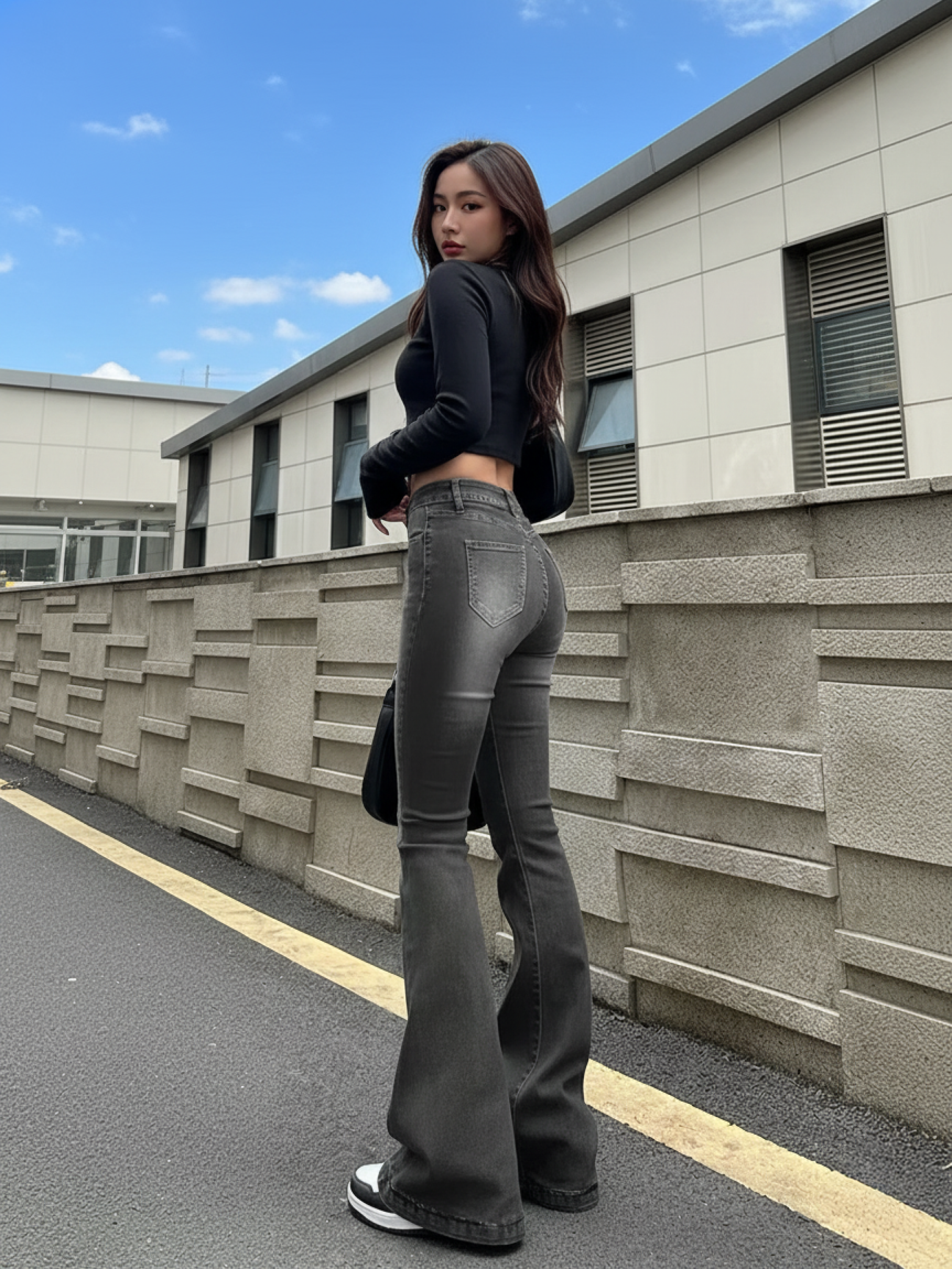 Women's Retro Flare Bell Bottom Jeans - High Waist Denim Trousers for Casual Wear